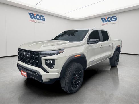 Used 2026 GMC Canyon Elevation w/ Convenience Package AWD/4WD image 8