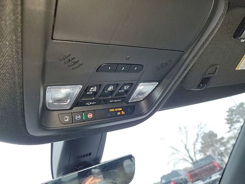 Used 2024 Buick Enclave Essence w/ Experience Buick Package image 38