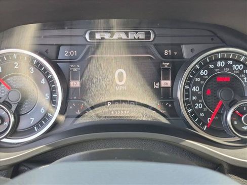 Used 2020 RAM 1500 Laramie AWD/4WD image 11
