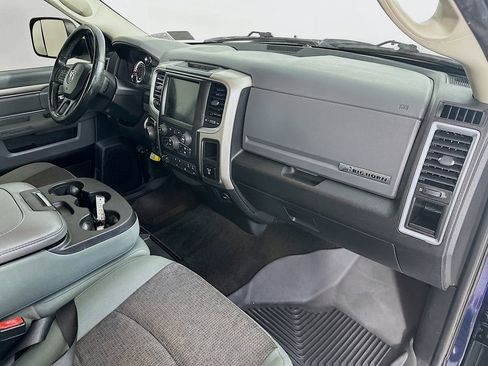 Used 2017 RAM 1500 Big Horn AWD/4WD image 30