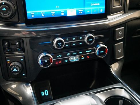 Used 2022 Ford F150 XLT w/ Equipment Group 302A High image 29