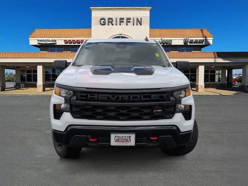 Used 2022 Chevrolet Silverado 1500 Custom Trail Boss AWD/4WD image 12