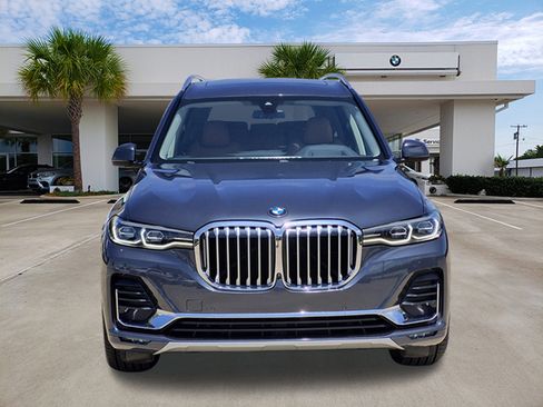 Used 2022 BMW X7 xDrive40i w/ Premium Package AWD/4WD image 2