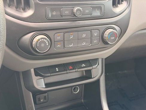 Used 2021 Chevrolet Colorado W/T w/ Custom Special Edition image 23