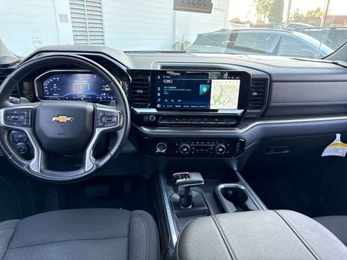 Certified 2023 Chevrolet Silverado 1500 LT AWD/4WD image 12