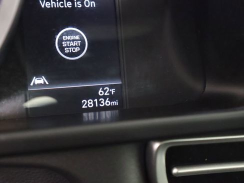 Used 2023 Hyundai Elantra SEL image 33