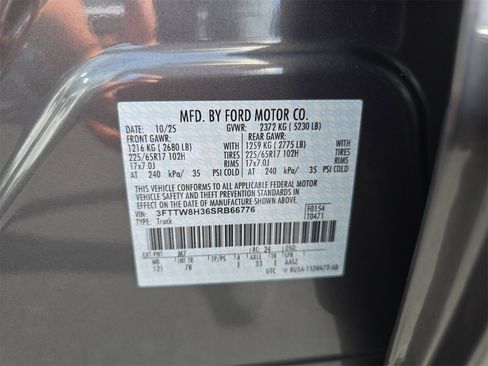 New 2025 Ford Maverick XLT w/ XLT Luxury Package image 27