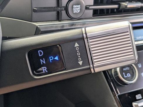 Used 2025 Hyundai Santa Fe Calligraphy w/ Tow & Go Package image 12