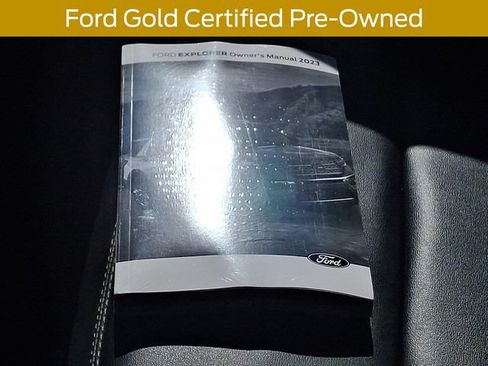 Used 2023 Ford Explorer XLT w/ Equipment Group 202A AWD/4WD image 29