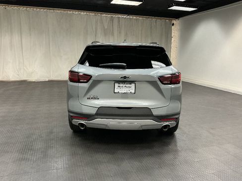 Used 2023 Chevrolet Blazer LT w/ Convenience Package image 5