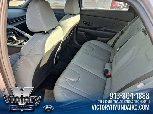 Used 2024 Hyundai Elantra Limited FWD image 26
