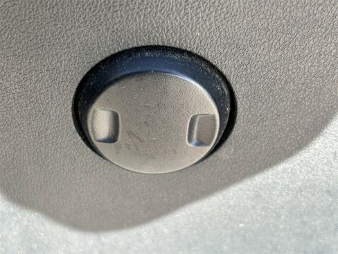 Used 2018 Toyota Tundra SR5 image 25