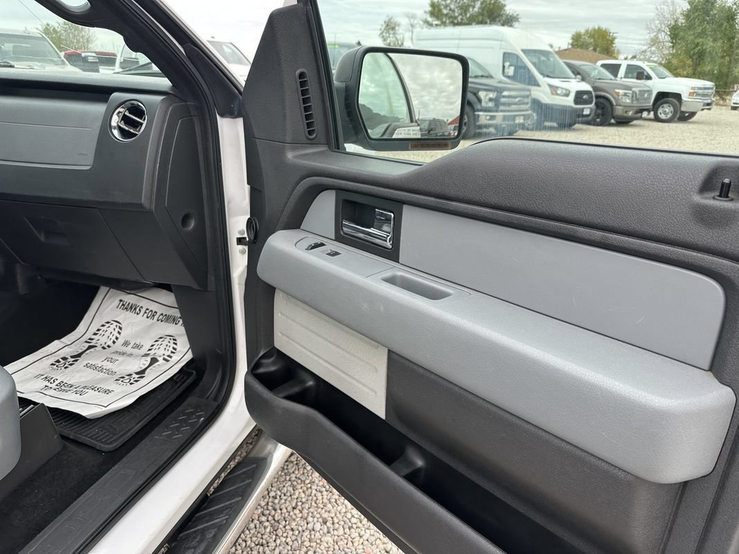 Used 2014 Ford F150 XLT w/ Equipment Group 302A Luxury AWD/4WD image 13