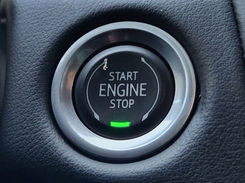 Used 2021 Chevrolet Tahoe Z71 w/ Luxury Package image 26