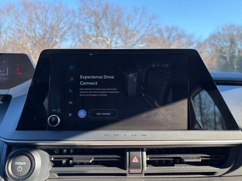 Used 2025 Toyota Prius LE image 21