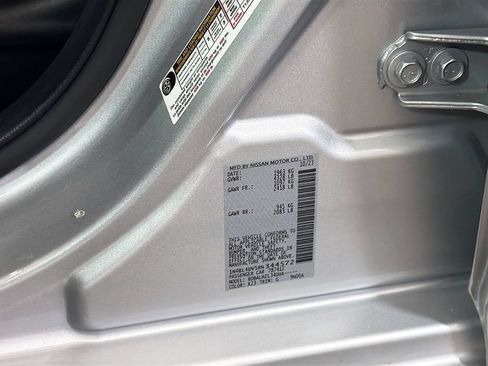 Used 2024 Nissan Altima 2.5 SV FWD image 30
