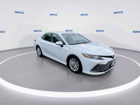Used 2023 Toyota Camry LE image 2