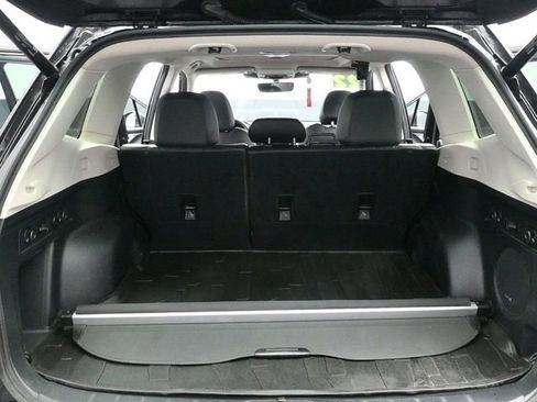 Used 2022 Subaru Forester Limited image 23