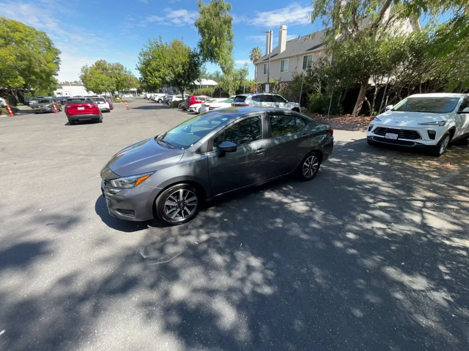 Used 2025 Nissan Versa SV FWD image 7