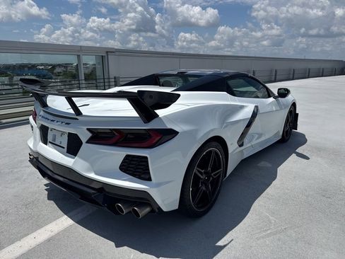 Used 2023 Chevrolet Corvette Stingray Convertible w/ Z51 Performance Package RWD image 3