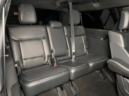 Used 2025 Ford Expedition Max Platinum w/ Stealth Performance Package AWD/4WD image 32