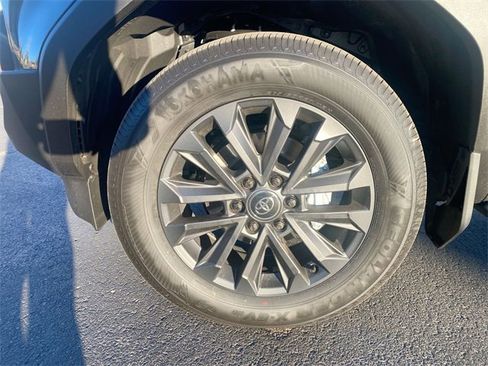 New 2026 Toyota Land Cruiser Base image 10