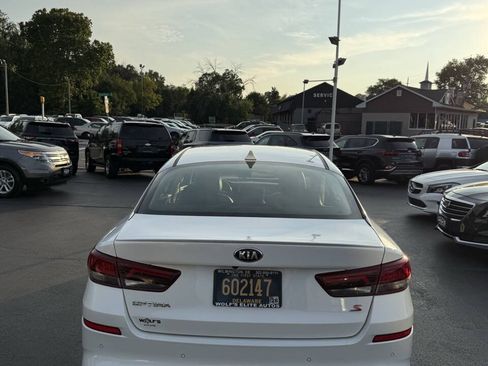 Used 2019 Kia Optima S FWD image 7