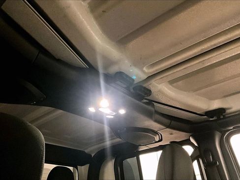 Used 2021 Jeep Gladiator Mojave image 21