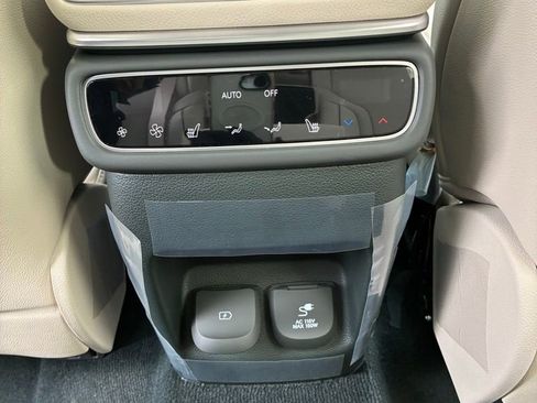 New 2026 Genesis GV80 3.5T Advanced image 17