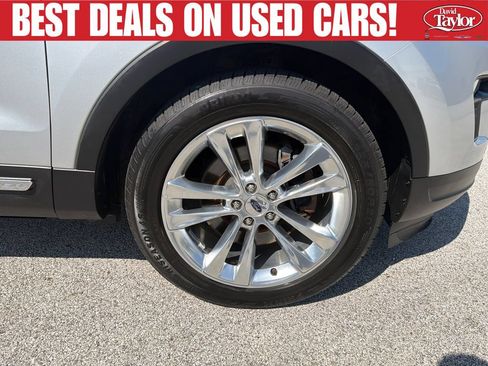 Used 2018 Ford Explorer XLT w/ Equipment Group 202A FWD image 33