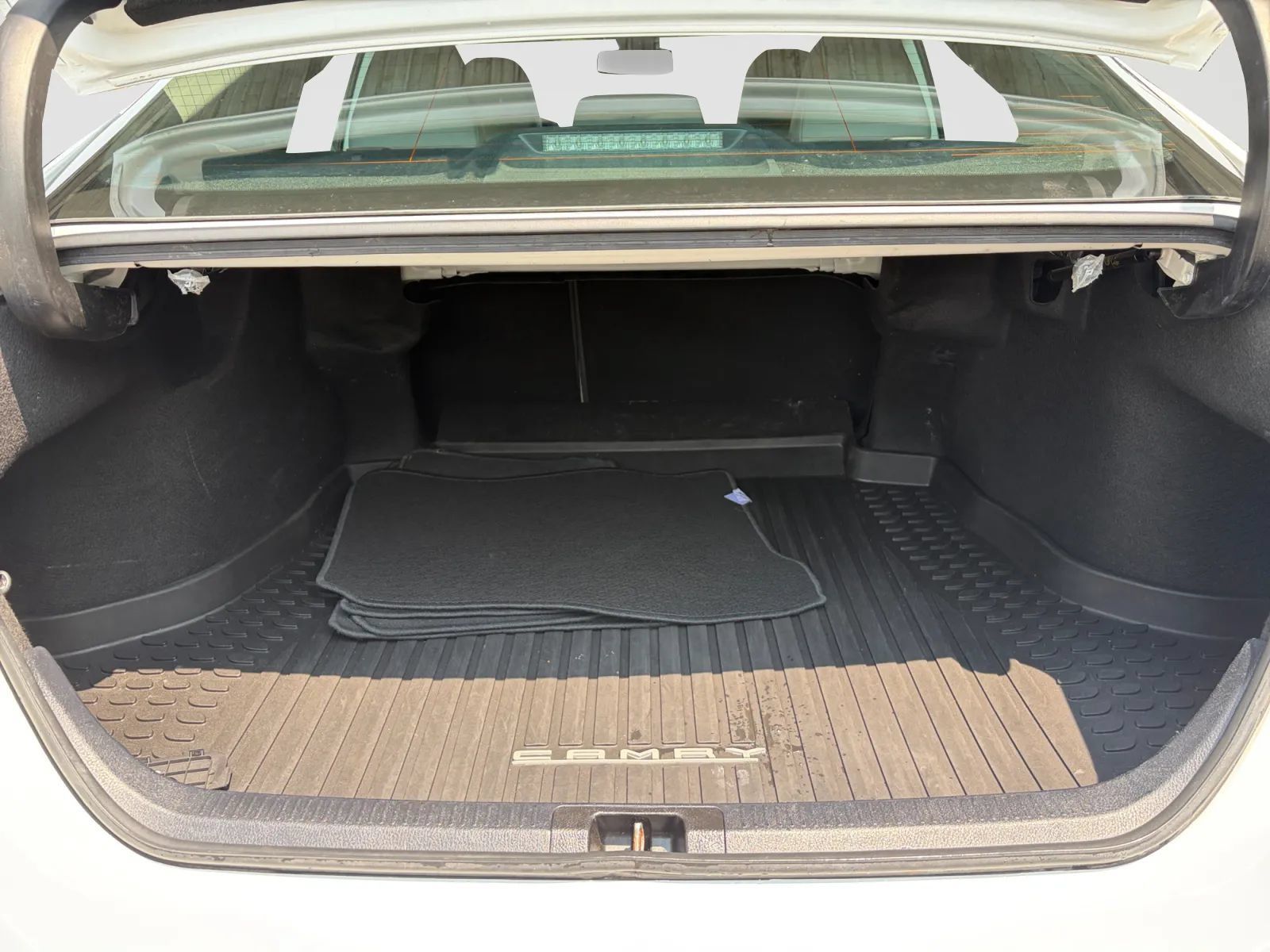 Used 2021 Toyota Camry XLE AWD/4WD image 16