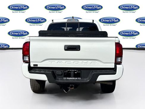 Used 2023 Toyota Tacoma SR image 6