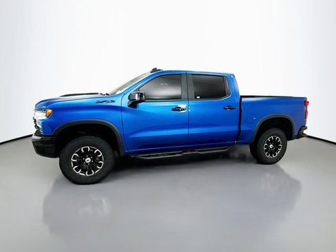 Used 2022 Chevrolet Silverado 1500 ZR2 w/ Technology Package image 6