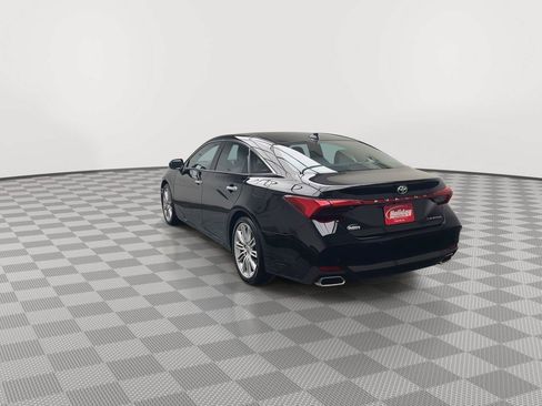 Used 2021 Toyota Avalon Limited w/ Advanced Safety Package FWD image 37
