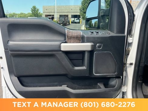 Used 2019 Ford F250 Lariat w/ Chrome Package AWD/4WD image 13