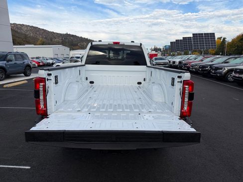 New 2026 Ford F350 Lariat w/ FX4 Off-Road Package image 20