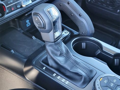 New 2025 Ford Bronco Badlands image 25