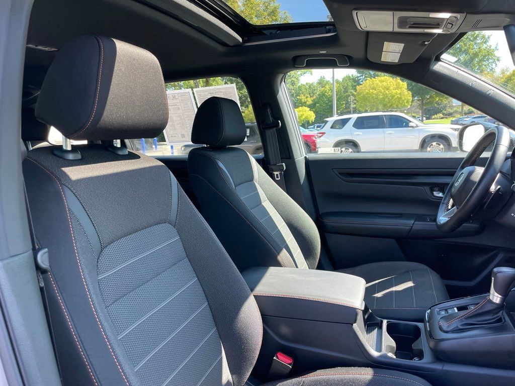 Certified 2026 Honda CR-V Sport image 31