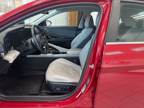 Used 2021 Hyundai Elantra Limited w/ Cargo Package image 11