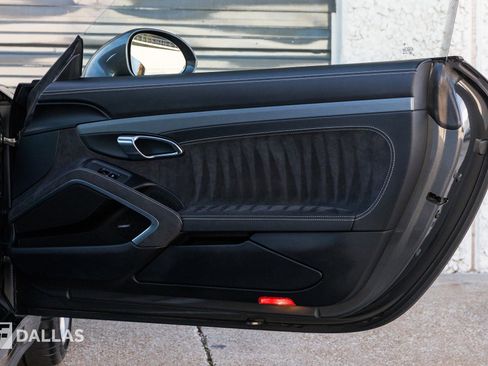 Used 2019 Porsche 911 GT3 image 32