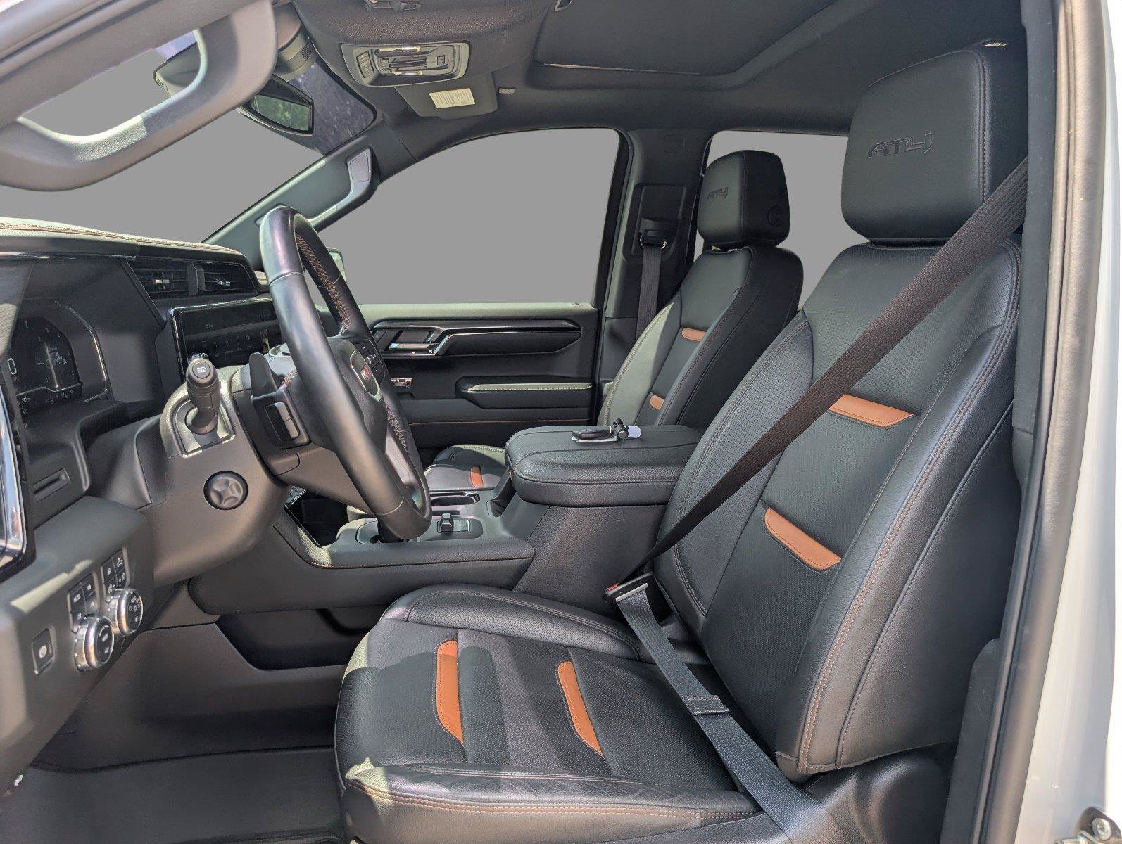 Used 2024 GMC Sierra 1500 AT4 w/ AT4 Premium Package AWD/4WD image 19