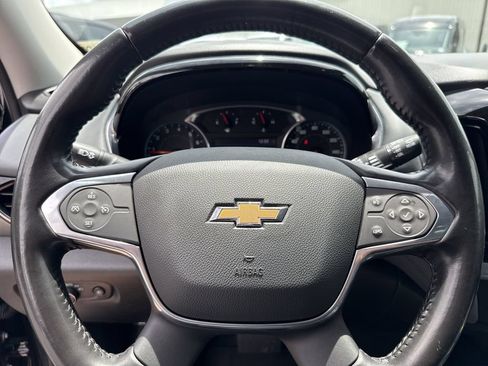 Used 2021 Chevrolet Traverse LT w/ LT Premium Package FWD image 24