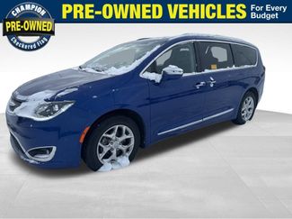 Used 2019 Chrysler Pacifica Limited video 1