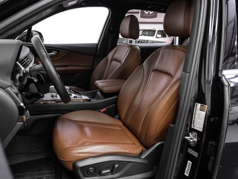 Used 2017 Audi Q7 3.0T Premium Plus image 28