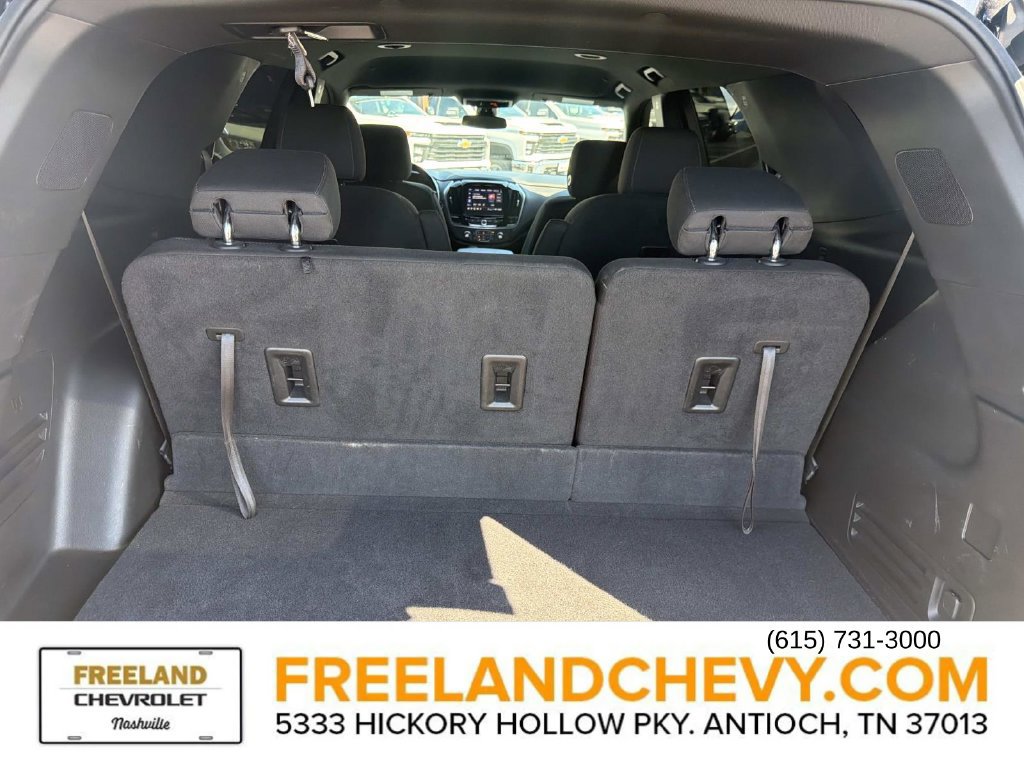 Used 2022 Chevrolet Traverse LT FWD image 14