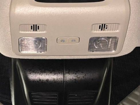 Used 2023 Ford Transit 350 XLT image 39