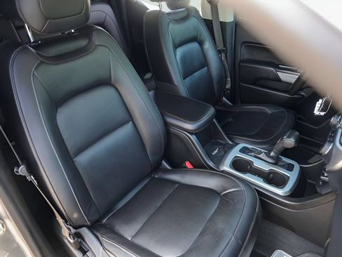 Used 2019 Chevrolet Colorado ZR2 AWD/4WD image 32