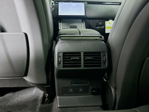 New 2026 Land Rover Range Rover Velar S image 24