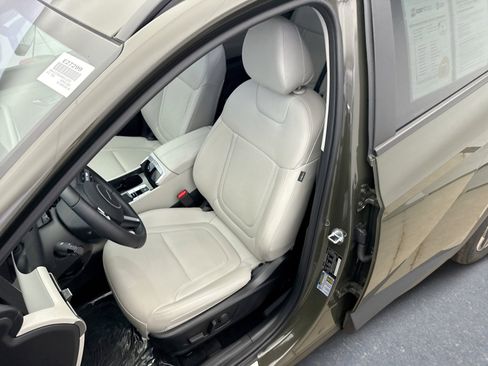 Used 2025 Hyundai Tucson SEL image 11