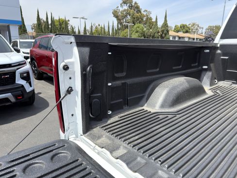 Used 2025 Chevrolet Silverado 2500 LT w/ Convenience Package AWD/4WD image 20